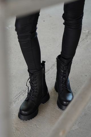 Kadın Hakiki Deri  Postal Bot Orben - Siyah