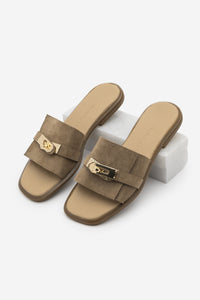 Kadın Hakiki Deri Tokalı Günlük Terlik Sivera - Toprak Süet