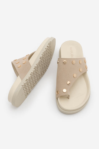 Kadın Hakiki Deri Parmak Arası Zımbalı Günlük Terlik Nobi - Bej Süet