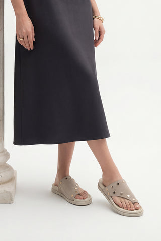 Kadın Hakiki Deri Parmak Arası Zımbalı Günlük Terlik Nobi - Bej Süet