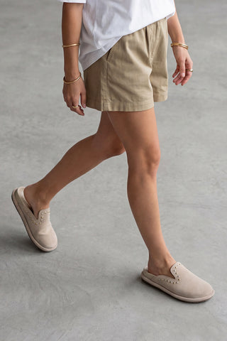 Kadın Hakiki Deri Zımbalı Sabo Günlük Terlik Sufite - Bej Süet