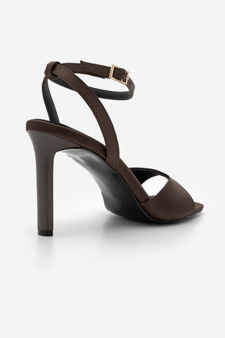 Kadın Küt Burun Topuklu Sandalet Vados - Kahve Saten