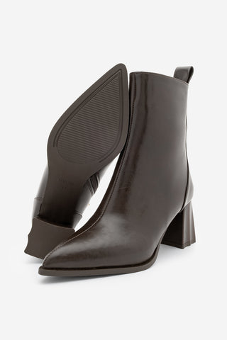 Kadın Sivri Burun Topuklu Bot Esvon - Kahve