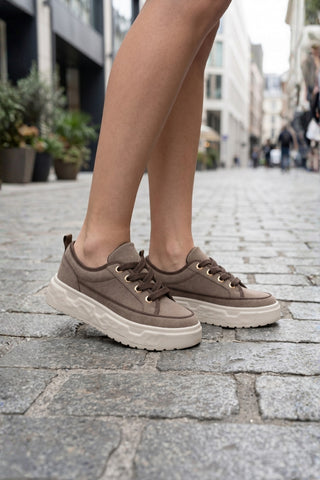 Kadın Sneaker Kalın Ultra Hafif Taban Spor Ayakkabı Tosge - Kahve Süet