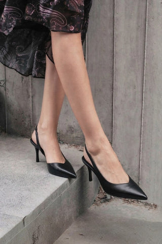 Kadın Stiletto Sivri Burun Topuklu Ayakkabı Esvin - Siyah