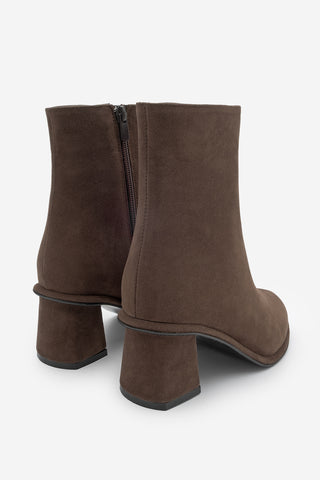 Kadın Arkadan Fermuarlı Topuklu Bot Atirya - Kahve Süet