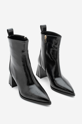 Kadın Sivri Burun Topuklu Bot Esvon - Siyah