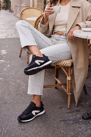 Kadın Bağcıklı Süet & Büzgü Detaylı Sneaker Sameri - Siyah Süet