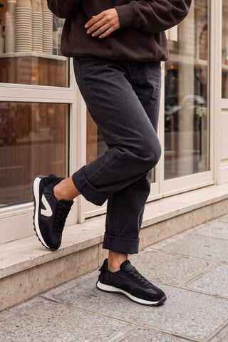 Kadın Bağcıklı Süet & Büzgü Detaylı Sneaker Sameri - Siyah Süet