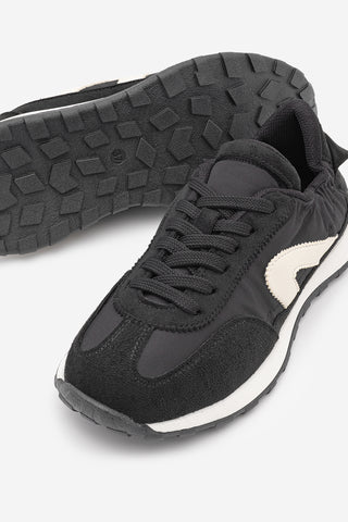 Kadın Bağcıklı Süet & Büzgü Detaylı Sneaker Sameri - Siyah Süet