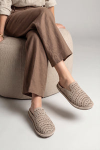 Kadın Hakiki Deri Delikli Sabo Günlük Terlik Yofin - Bej Süet