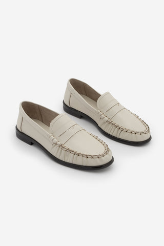 Kadın Hakiki Deri Büzgülü Makosen Loafer Günlük Ayakkabı Ervos - Ekru