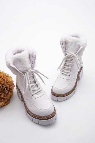 Kadın Postal Bot Kürklü Levan - Beyaz