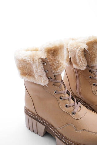 Kadın Postal Bot Kürklü Levan - Bej