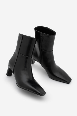 Kadın Küt Burun Topuklu Bot Sivet - Siyah