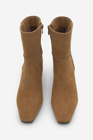 Kadın Küt Burun Topuklu Bot Sivet - Taba Süet