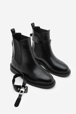 Kadın Tokalı Günlük Bot Apade - Siyah