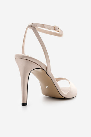 Kadın Sivri Burun Bantlı İnce Topuklu Sandalet Lokes - Bej Saten