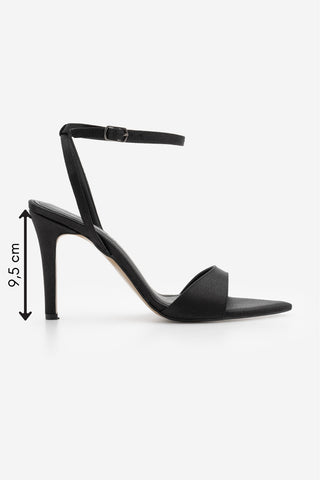 Kadın Sivri Burun Bantlı İnce Topuklu Sandalet Lokes - Siyah Saten