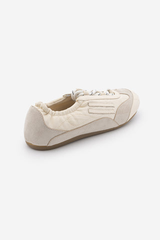 Kadın Sneaker Bağcıklı Büzgü Detaylı Spor Ayakkabı Varemi - Bej Süet